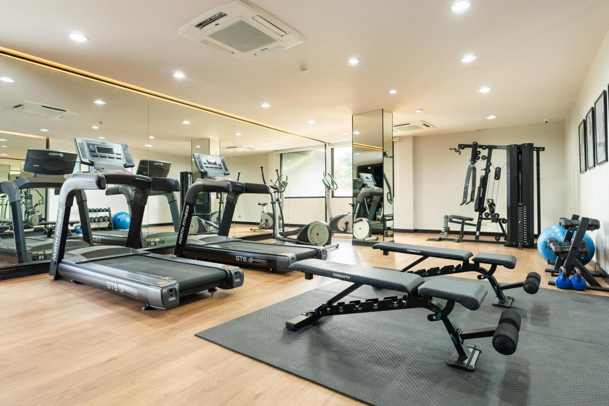 Hotel Ikon Phuket - Sha Extra Plus Karon Exterior photo